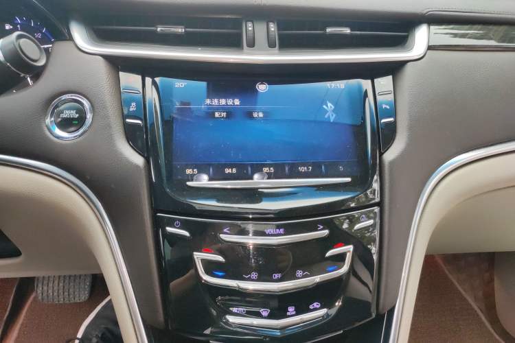 Used Cadillac XTS 2014 28T Comfort Version
