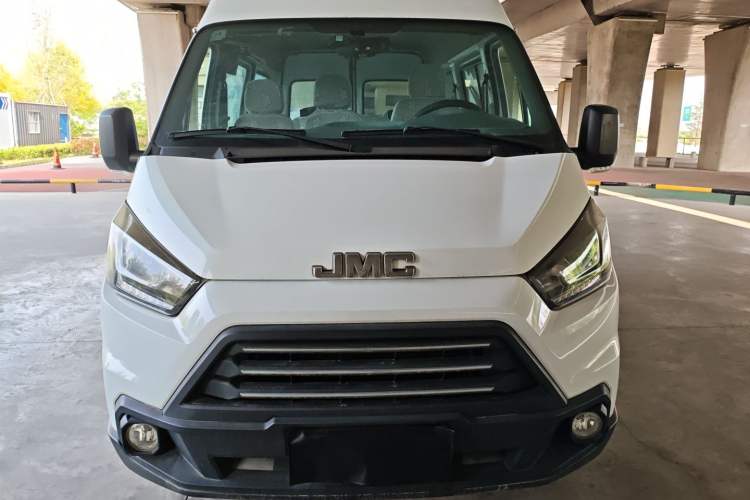 Used JMC Transit 2017 2.8T Commercial Version Short Wheelbase Mid-Roof 6/7/8-Seater JX493 Front