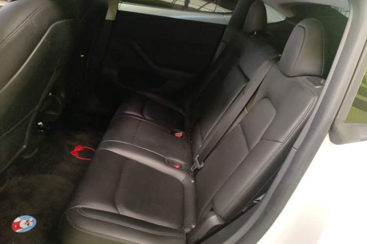 Used Tesla Model Y 2021 Long-Range All-Wheel-Drive Version
