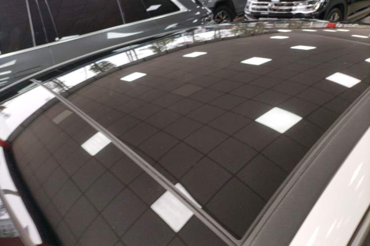 Used Mercedes-Benz A-Class 2022 Revised Version A 200 L Sport Sedan Fashionable Style
