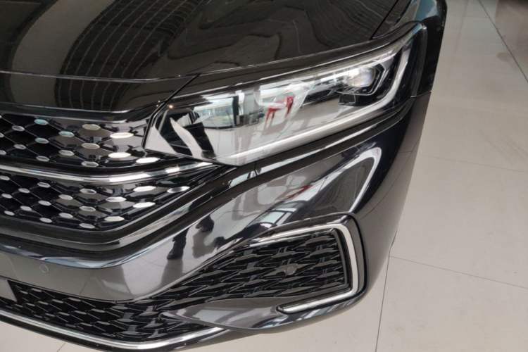 Used Volkswagen Passat 2026 Model, Outstanding 380TSI Xingkong Longteng Edition
