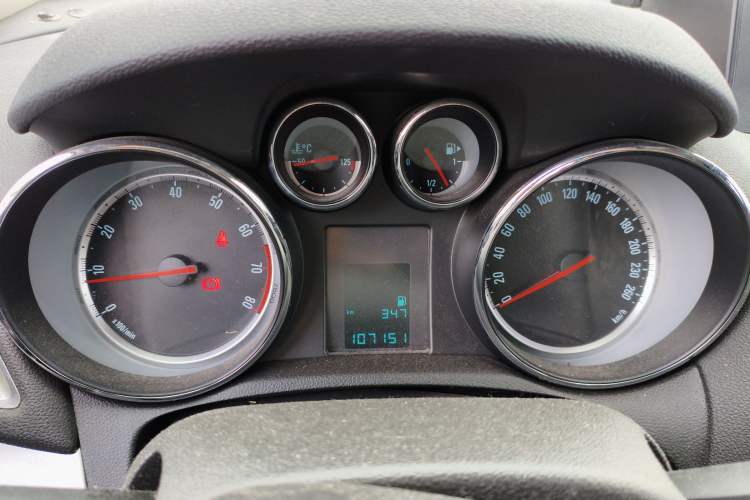 Used Buick Encore 2013 1.4T Manual Two-Wheel Drive Entry Model