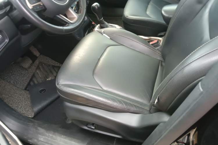 Used Jeep Renegade 2017 180T Automatic Smart Version