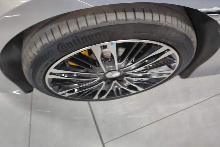 Used Denza Z9GT 2024 1100 Four-Wheel Drive Ultra Version
