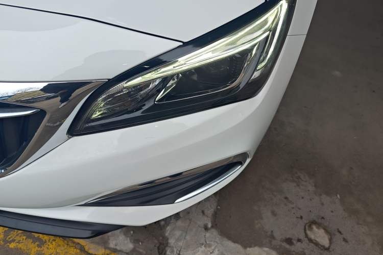 Used Buick Verano 2019 Sedan 15S Automatic Leading Model