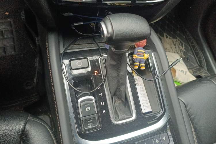 Used GAC Trumpchi GS8 2017 320T Two-Wheel Drive Luxury Smart Connectivity Version (7 Seats)