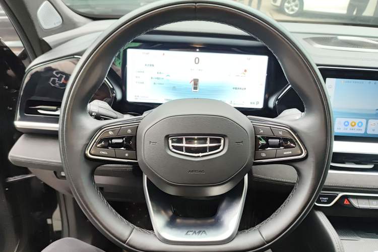 Used Geely Auto Monjaro L 2024 2.0TD High-Power Automatic Two-Wheel Drive Skyline Edition
