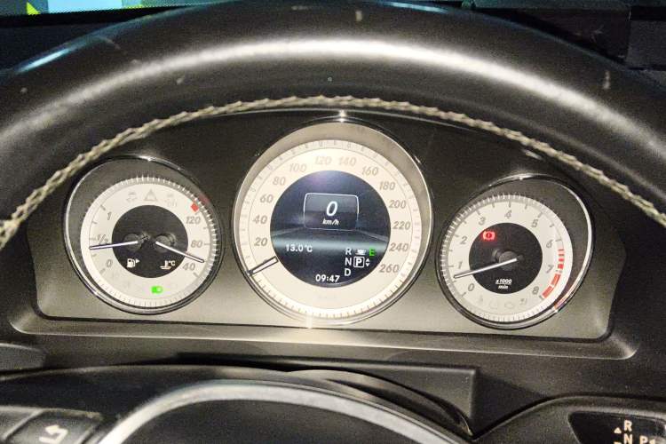 Used Mercedes-Benz GLK-Class 2013 GLK 300 4MATIC Fashion Model