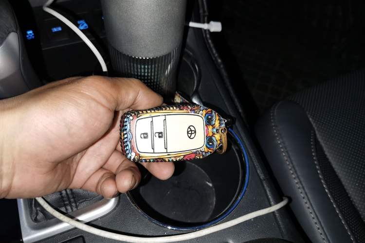 Used Toyota Highlander 2018 2.0T Four-Wheel Drive Luxury Version 7 Seats China VI Standard