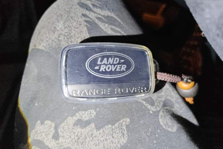Used Land Rover Discovery Sport 2018 240 PS SE Version Vehicle Key