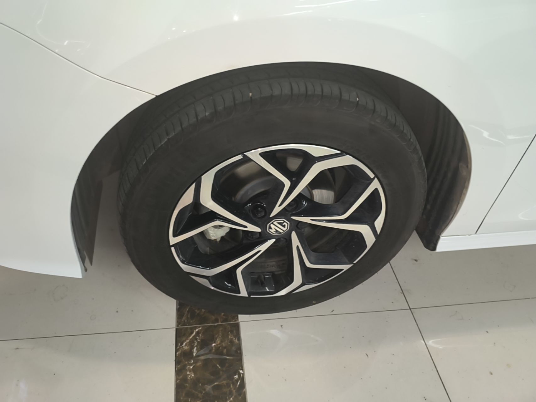 MG 5 2023 180 DVVT CVT Luxury Edition — снимка 10