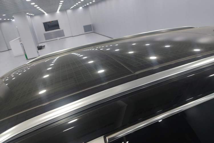 Used Hongqi E-HS9 2022 690 km Range Flagship Edition Six Seats Roof