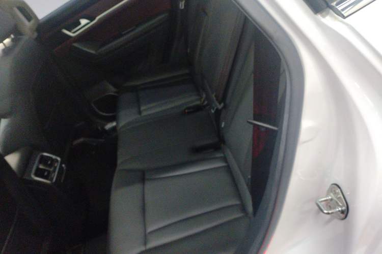 Used Haval H6 Coupe 2018 Red-Label 1.5T Automatic Two-Wheel Drive Luxury Model
