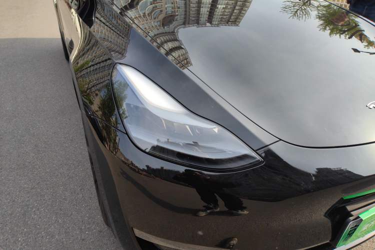 Used Tesla Model Y 2021 Standard Range Rear-Wheel Drive Version
