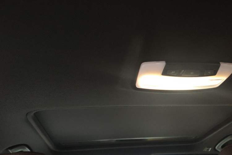 Used BMW 3 Series 2019 320i M Sport Package
