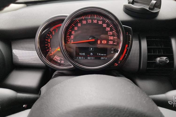 Used MINI 2016 1.5T COOPER Five-Door Edition
