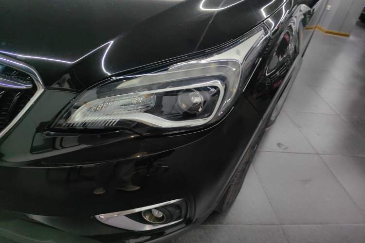 Used Buick Envision 2018 20T Two-Wheel-Drive Elite Model Left Front Headlight