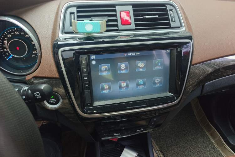 Used BAIC Weiwang S50 2016 1.5T Manual Joyful Luxury Edition
