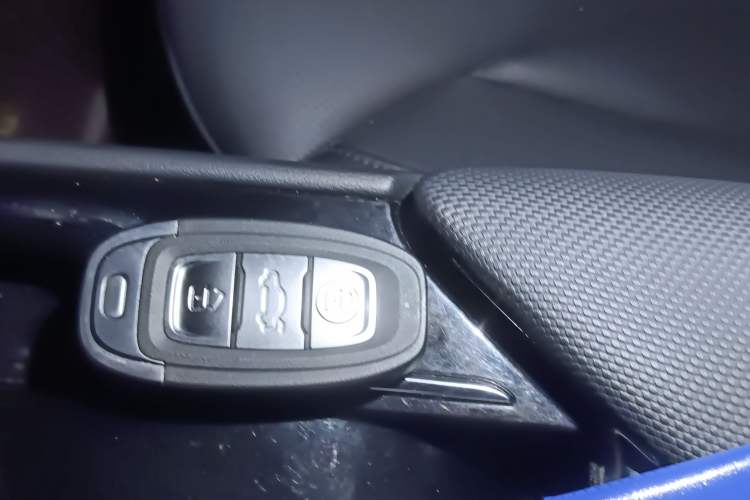 Used Hongqi E-QM5 2023 620km PLUS
