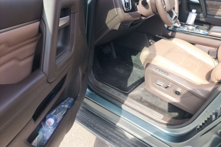 Used BAIC Off-Road BJ60 2023 2.0T Qianli Edition Five Seats
