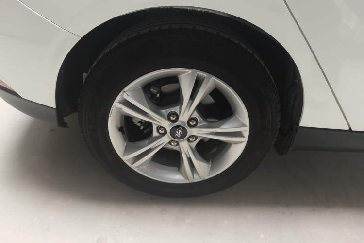 Used Ford Focus 2017 Hatchback 1.6L Automatic Comfort Plus SmartDrive Edition
