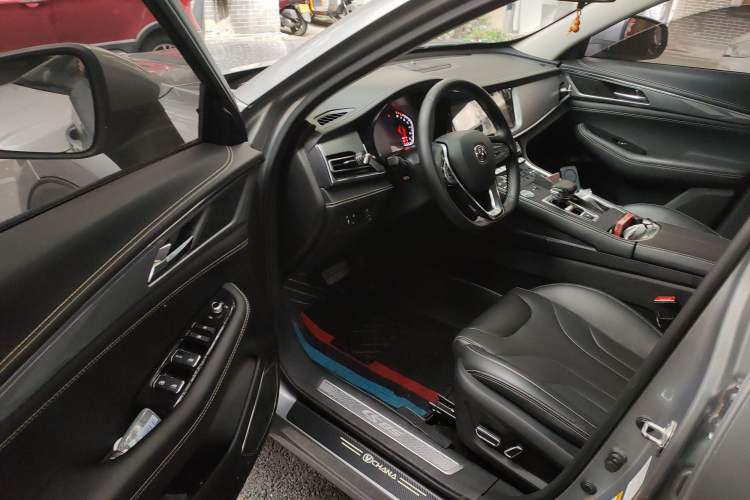 Used CHANGAN CS85 COUPE 2019 1.5T DCT Dynamic Version China VI Standard