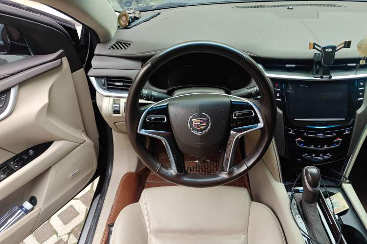 Used Cadillac XTS 2015 28T Comfort Model
