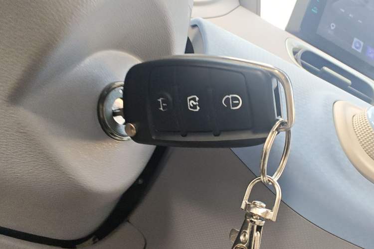 Used LINGBOX 2023 – Cai Wenji Edition
