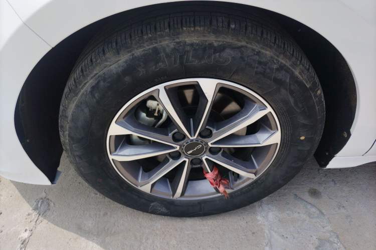 Used BYD Destroyer 05 2024 HONOR Edition DM-i 55KM Luxury Model Left Front Wheel Hub