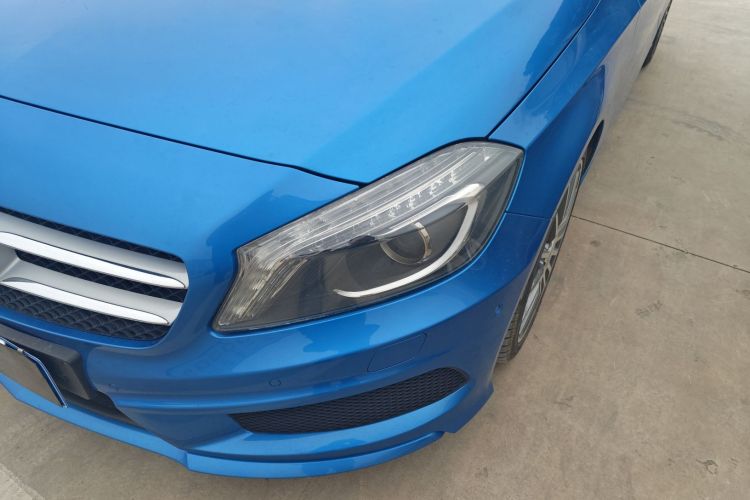 Used Mercedes-Benz A-Class (Import) 2015 A 200 Sport Edition