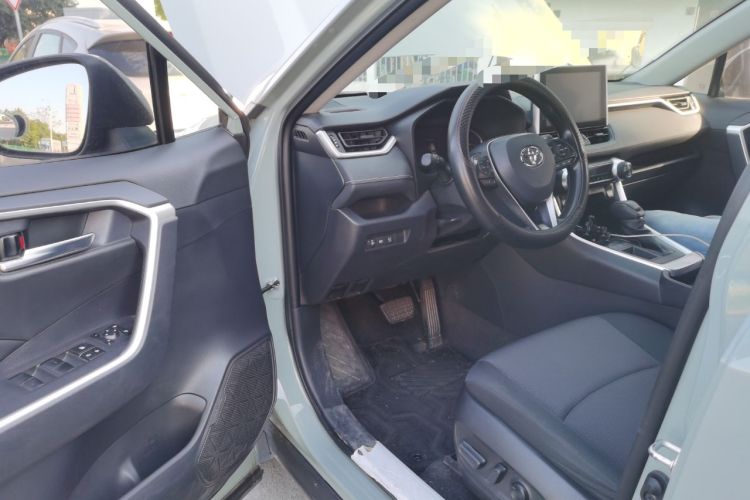 Used Toyota RAV4 2021 2.0L CVT Two-Wheel Drive Fashion Edition
