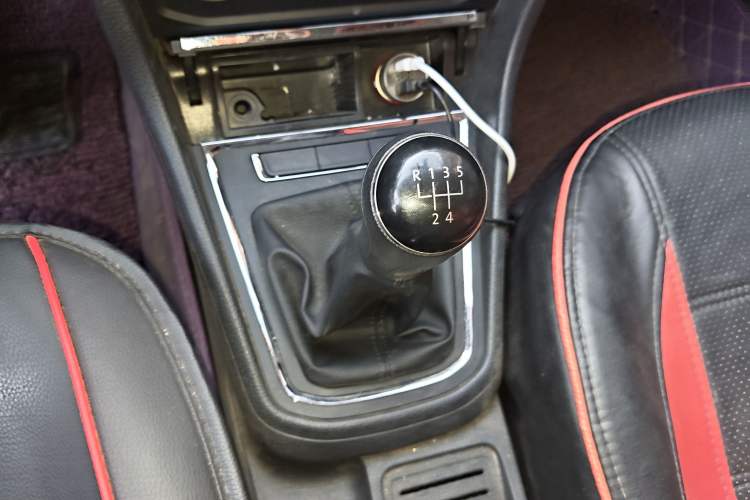 Used Volkswagen Bora 2018 1.5L Manual Fashion Model