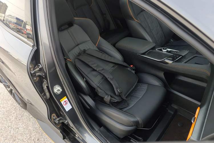 Used CHANGAN UNI-T 2022 1.5T Luxury Edition Right Front Seat