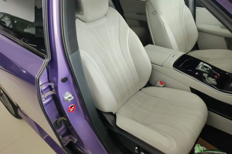 Used Honda P7 2025 Four-Wheel Drive Long-Range Max Right Front Seat