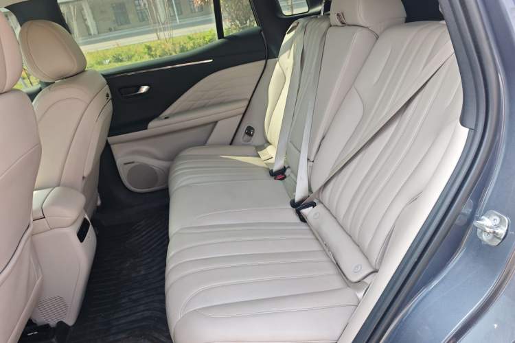 Used AION V 2024 Aion Tyrannosaurus 650 LiDAR Edition