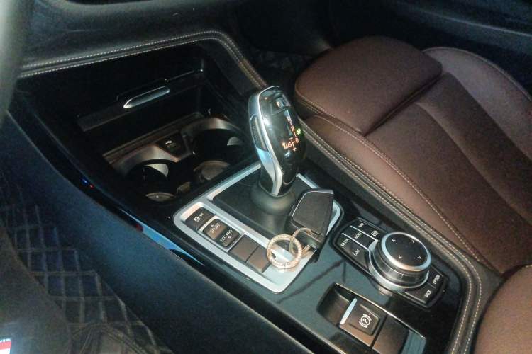 Used BMW 1 Series 2022 120i M Sport Night Edition Gear Lever