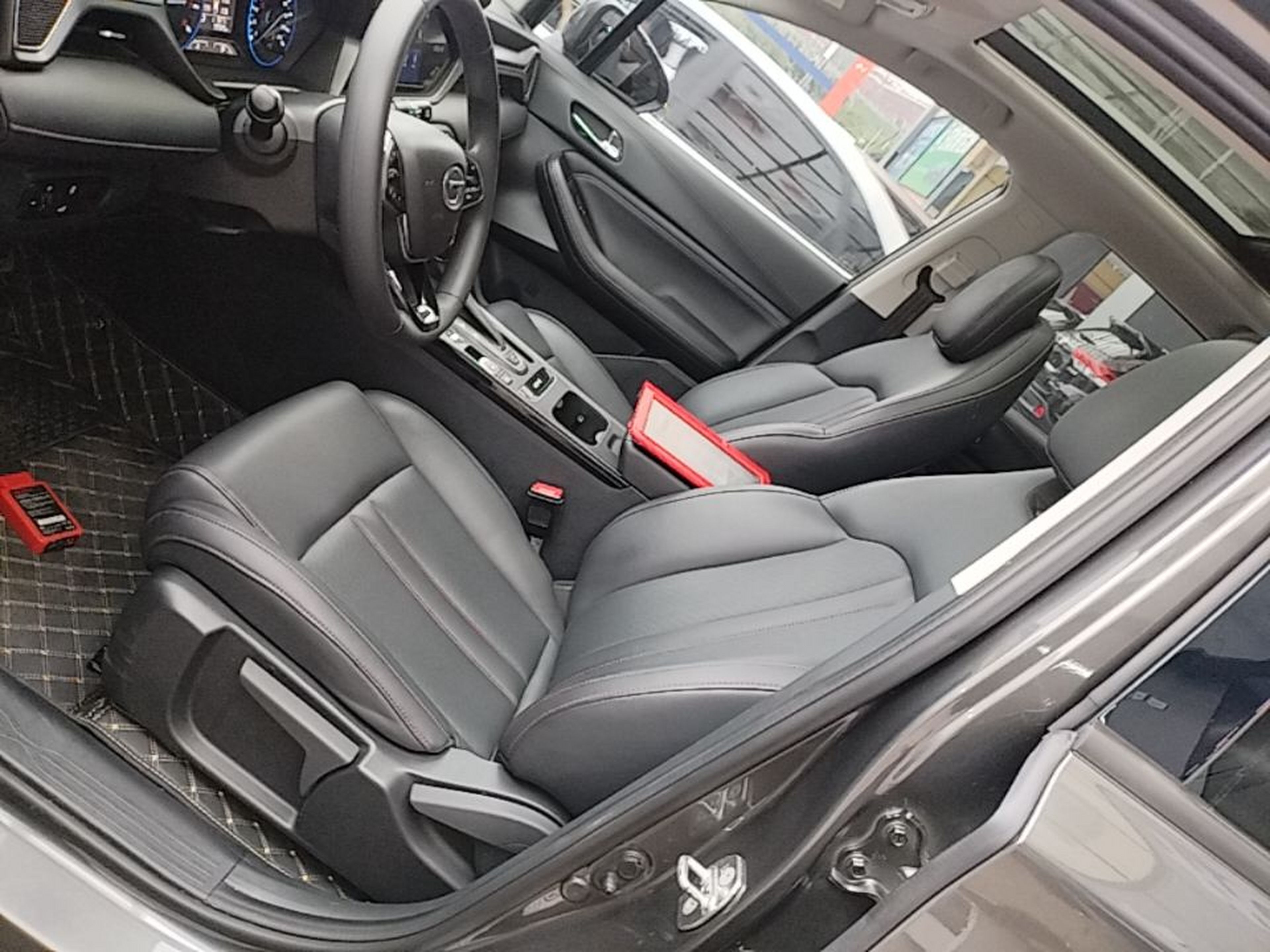Interior delantero