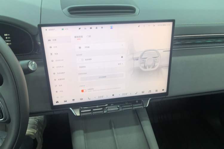 Used Zeekr 7X 2025 100 kWh Long-Range Rear-Wheel Drive with Intelligent Driving Features Audio And AC Panel