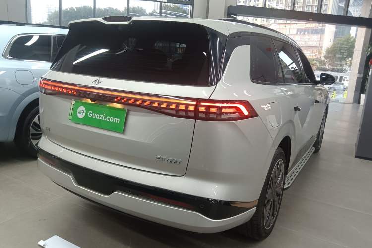 Used Dongfeng eπ eπ008 2025 210 Ultra Range-Extended Version 5 Seats Rear Right 45 Deg