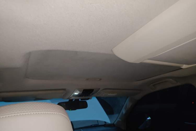 Used Toyota Prado 2010 4.0L Automatic VX NAVI Headliner
