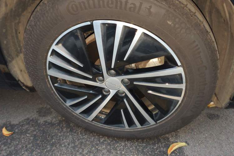 Used Lynk & Co 08 EM-P 2023 120km Long-Range Halo Right Front Wheel Hub