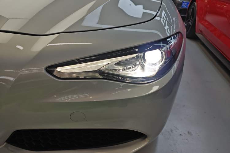 Used Alfa Romeo Giulia 2020 2.0T 280HP VIRTU Limited Edition