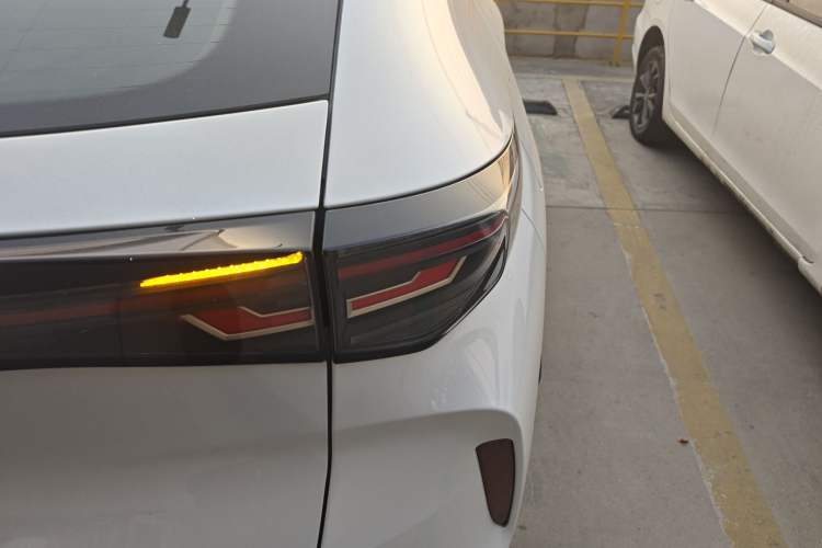 Used Volkswagen ID.UNYX 2024 Ultra Long-Range Version