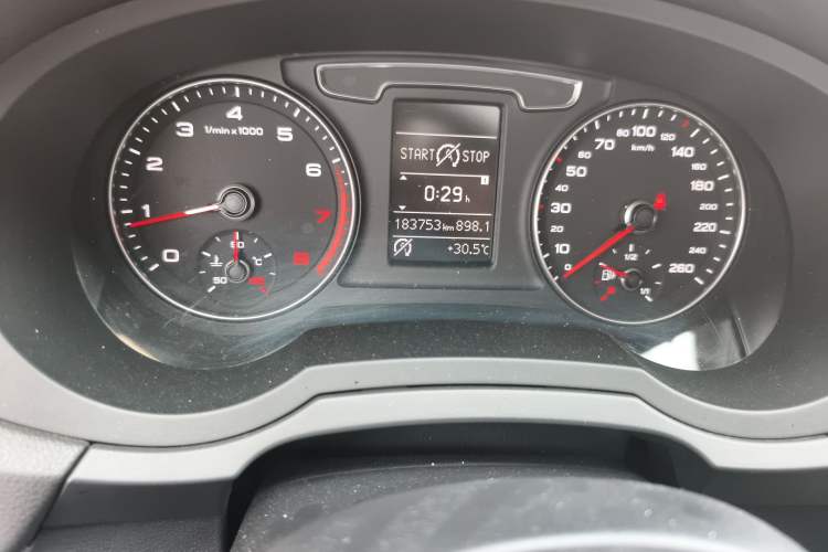 Used Audi Q3 2017 35 TFSI Fashion Model Odometer Close Up