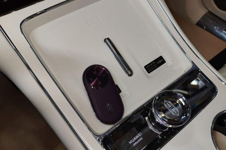 Used Hima S800 2025 Model, Range-Extended Starlight Executive Edition, 4 Seats