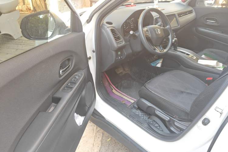 Used Honda Vezel 2020 1.5L CVT Pioneer Edition