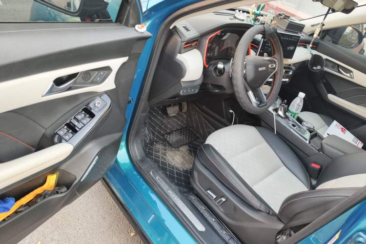 Used Haval LHERY 2021 High-Performance Version 1.5T Golden Rabbit