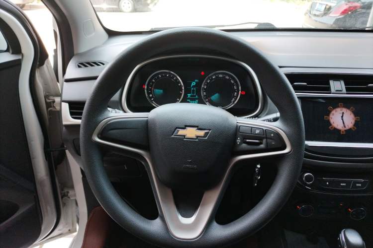 Used Chevrolet Lova RV 2016 1.5L Automatic Smart Drive Edition Steering Wheel