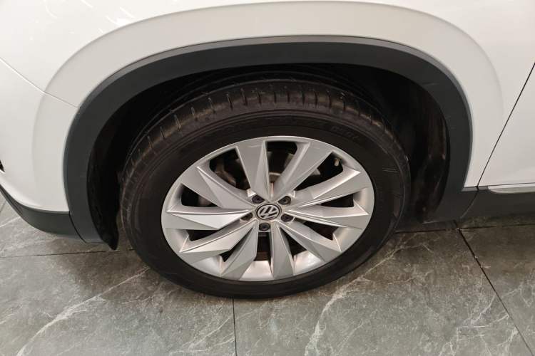 Used Volkswagen Tayron 2020 380TSI Four-Wheel Drive Luxury Connect Pro Edition Left Front Wheel Hub