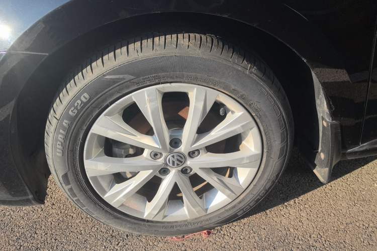 Used Volkswagen Lavida 2017 1.6L Automatic Comfort Edition